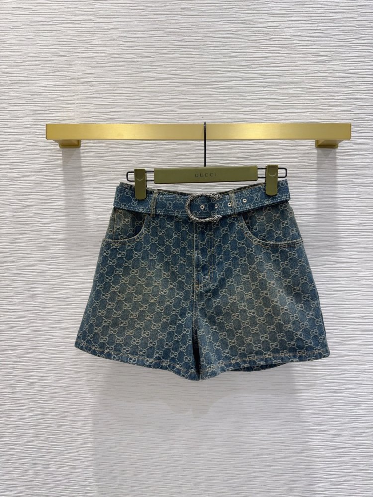 Shorts women's