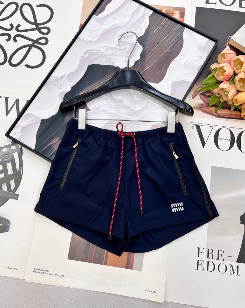 Shorts women's