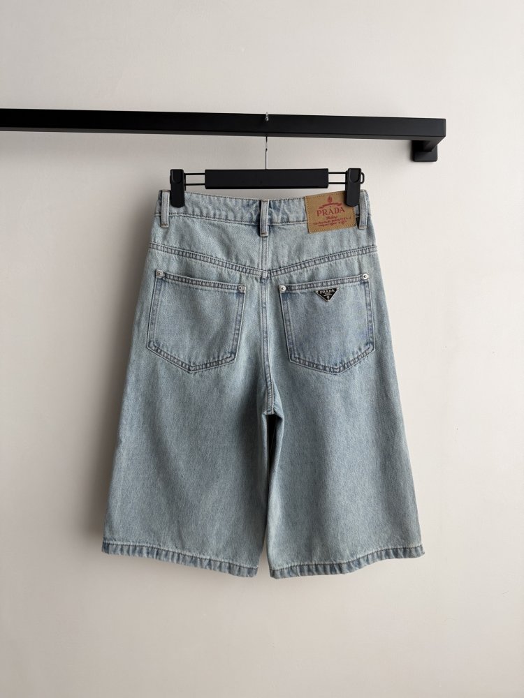Shorts women's