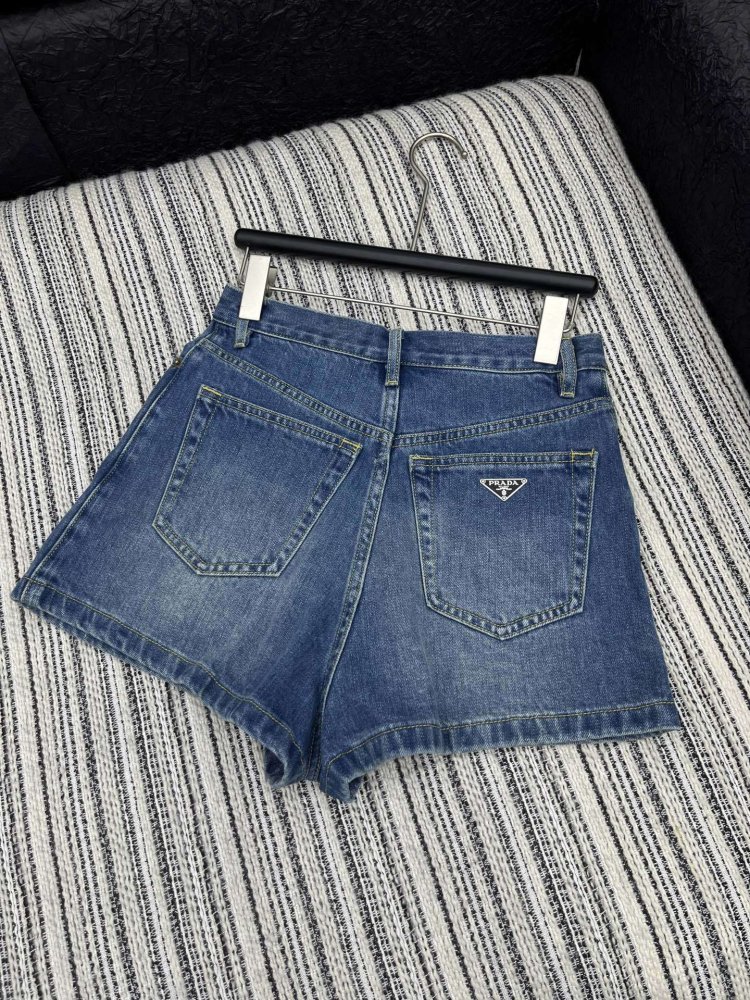 Shorts women's фото 2