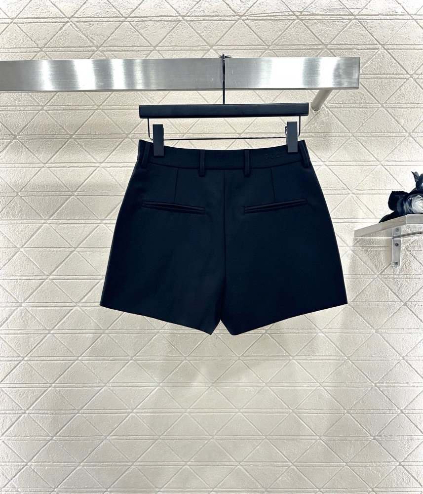 Shorts women's фото 2