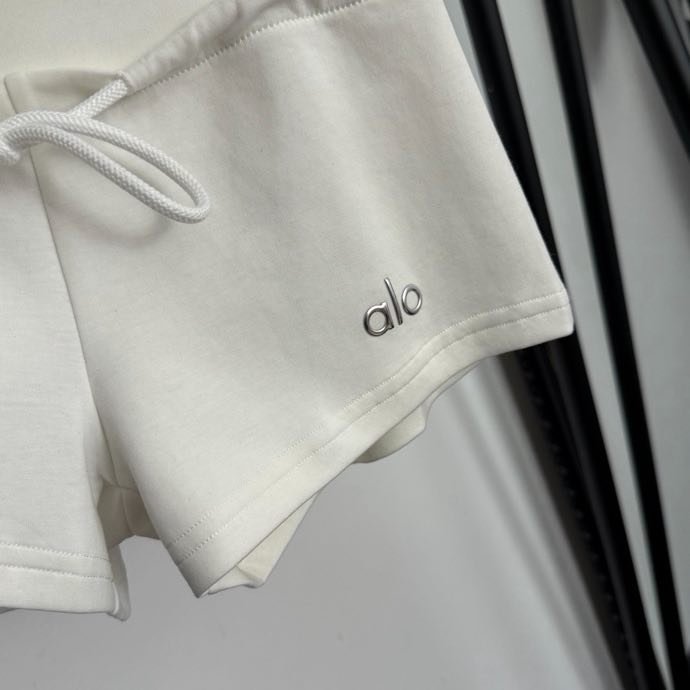 Шорты женские фото 4