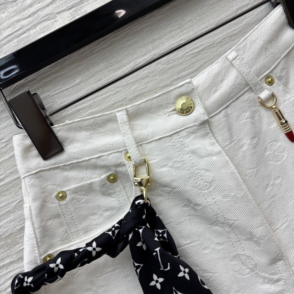 Shorts women's фото 5