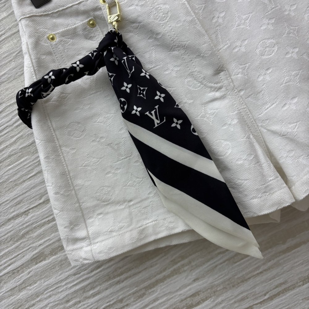 Shorts women's фото 6