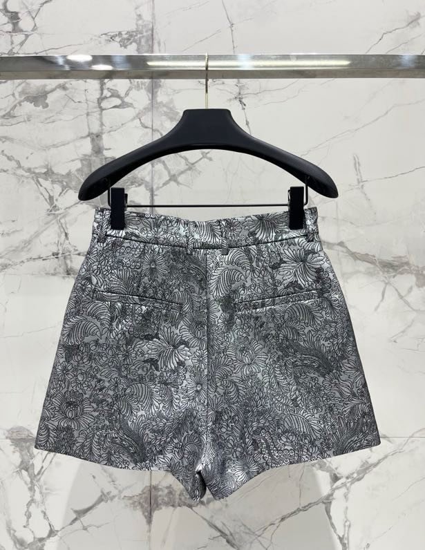 Shorts women's фото 9