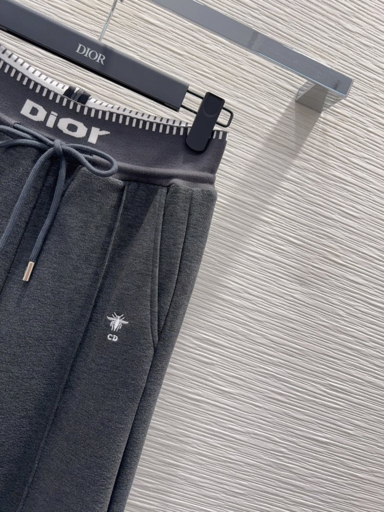 Штаны женские фото 4