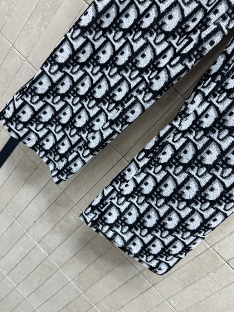 Штаны женские фото 4