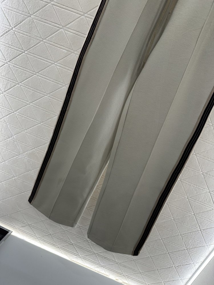 Штаны женские фото 5