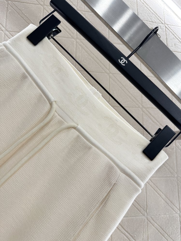 Штаны женские фото 5