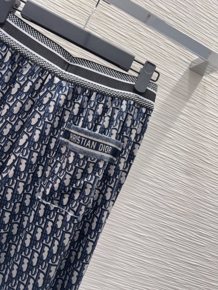 Штаны женские фото 7