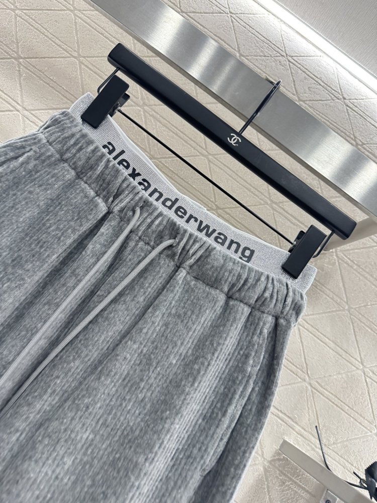 Штаны женские фото 7