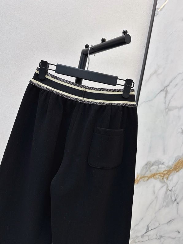 Штаны женские фото 7