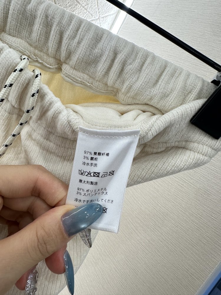 Штаны женские фото 9