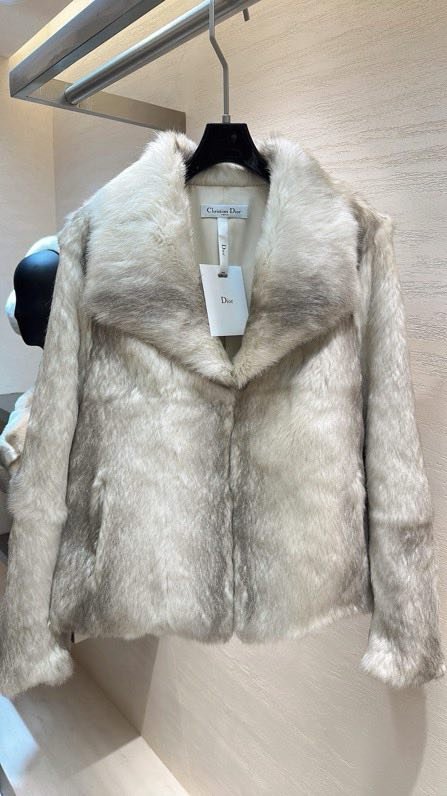 Fur coat of rabbit fur фото 2