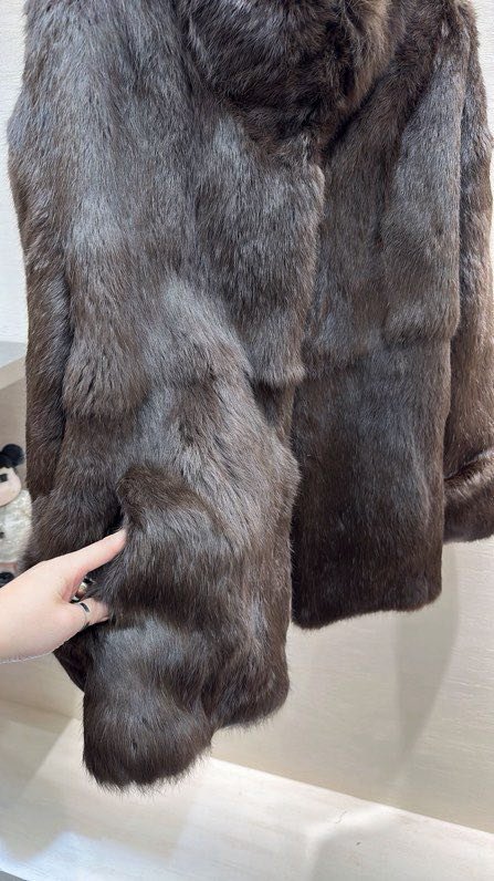 Шуба из кроличьего меха фото 4