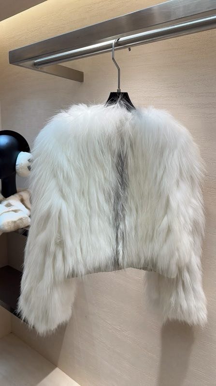 Шуба из лисьего меха фото 2