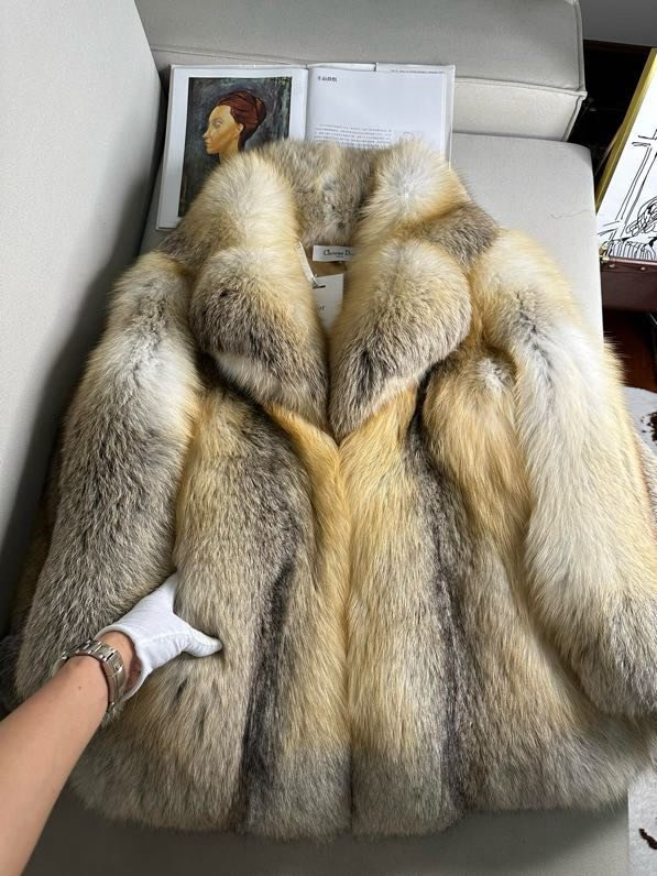 Шуба з лисячого хутра фото 4