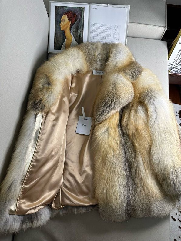 Шуба з лисячого хутра фото 6