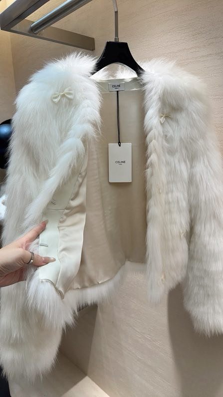 Fur coat of fox fur фото 7