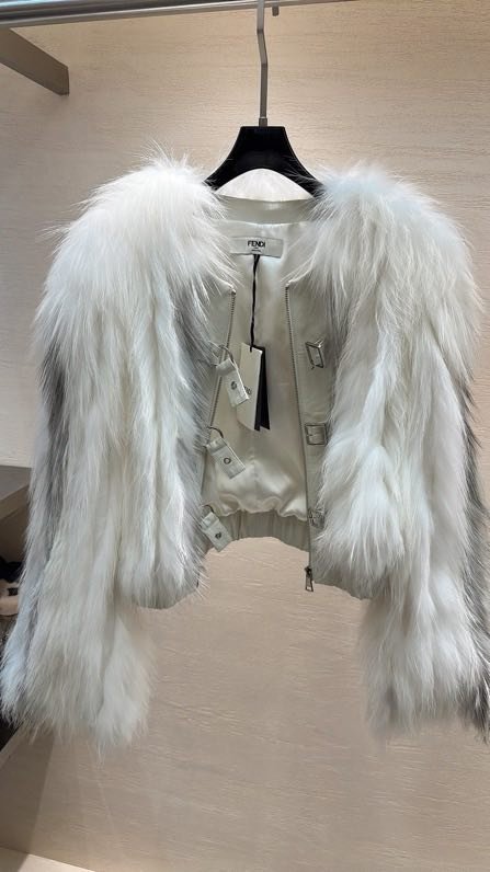 Шуба из лисьего меха фото 7