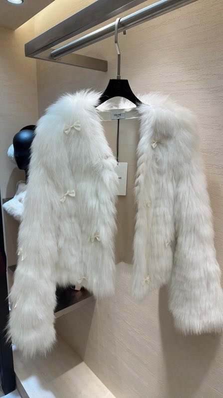 Fur coat of fox fur фото 8