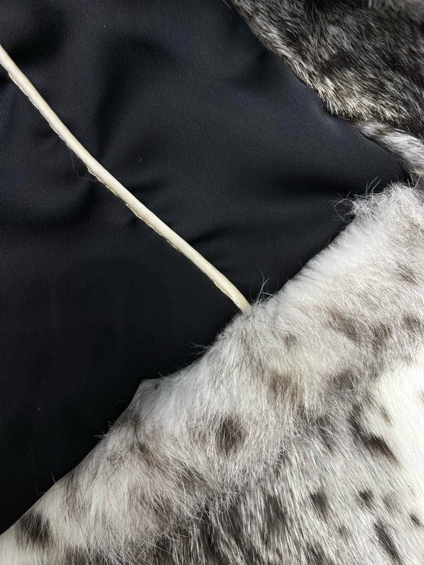 Шуба з хутра кролика з високим коміром і леопардовым візерунком фото 3