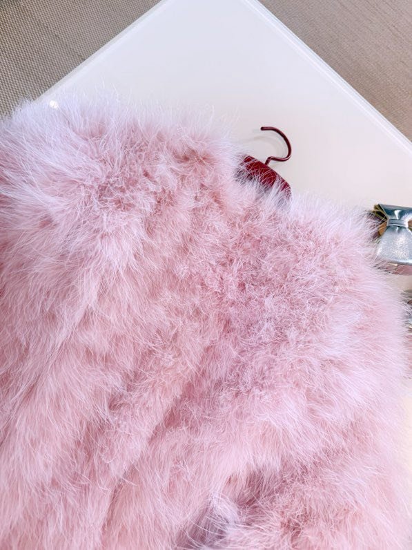 Шуба розовая из страусиных перьев фото 6
