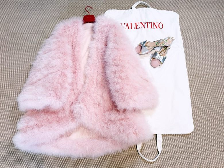 Шуба розовая из страусиных перьев фото 8