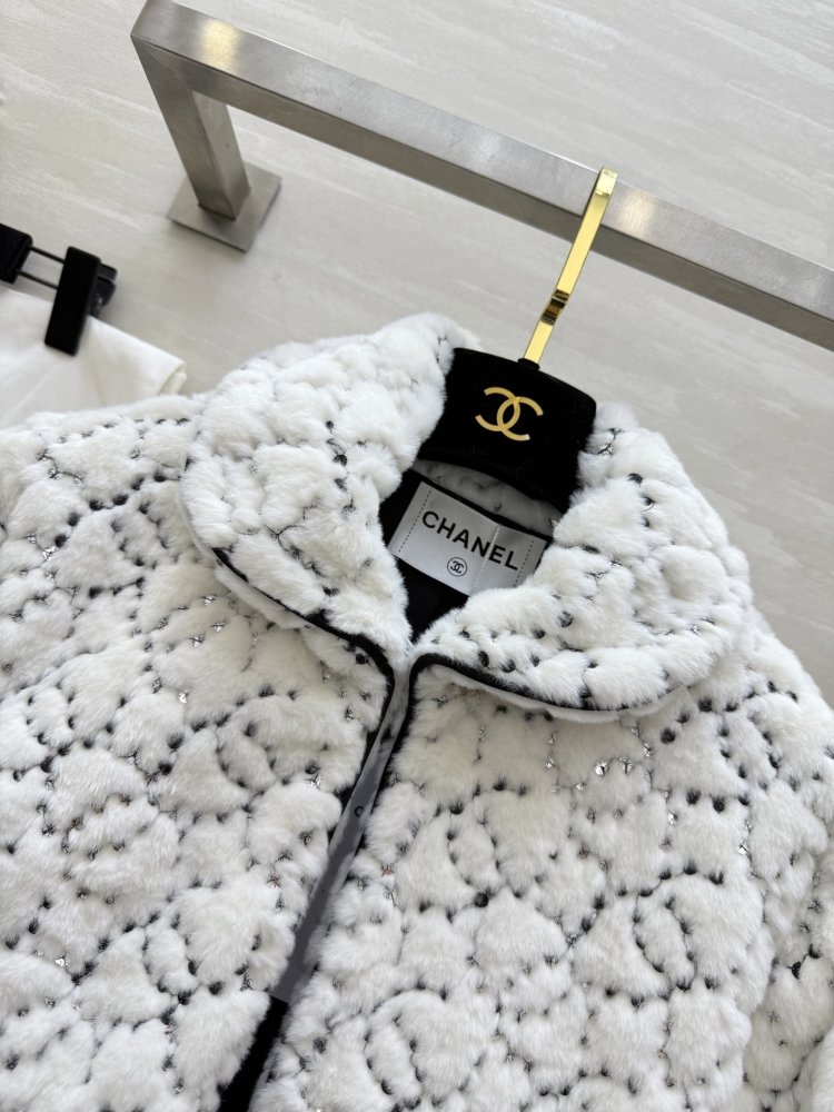 Шуба женская фото 3