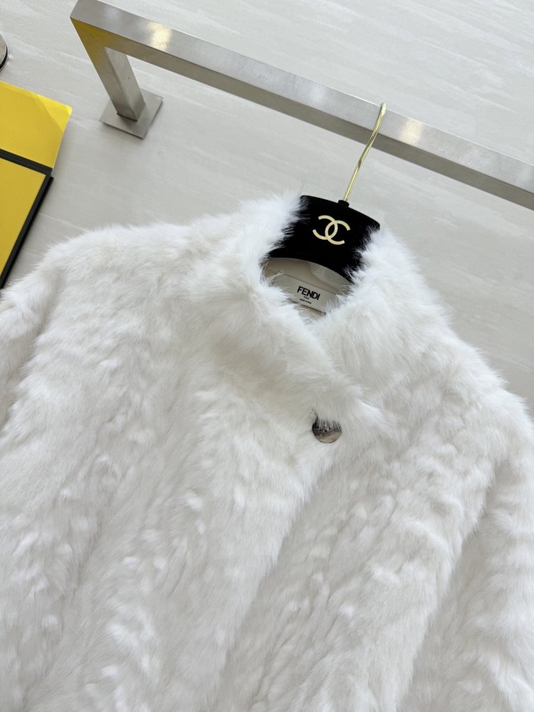 Шуба женская фото 3