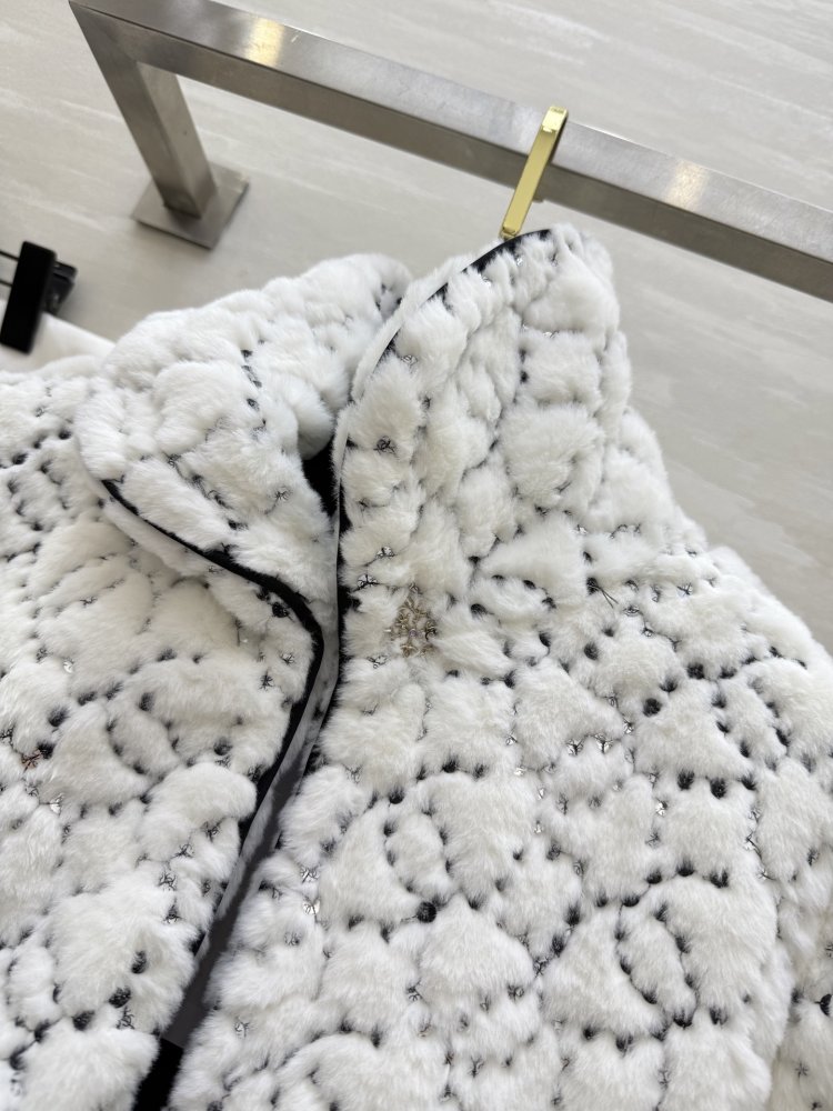 Шуба женская фото 4