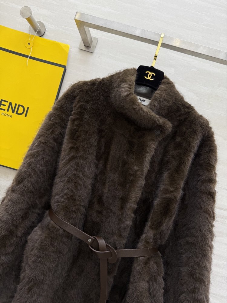 Шуба женская фото 4