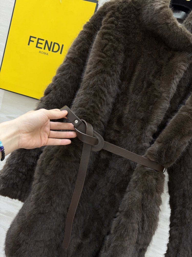 Шуба женская фото 5