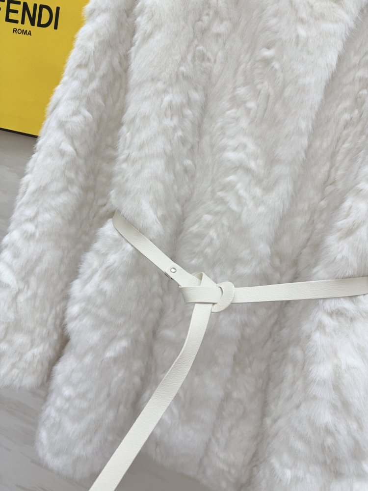 Шуба женская фото 5