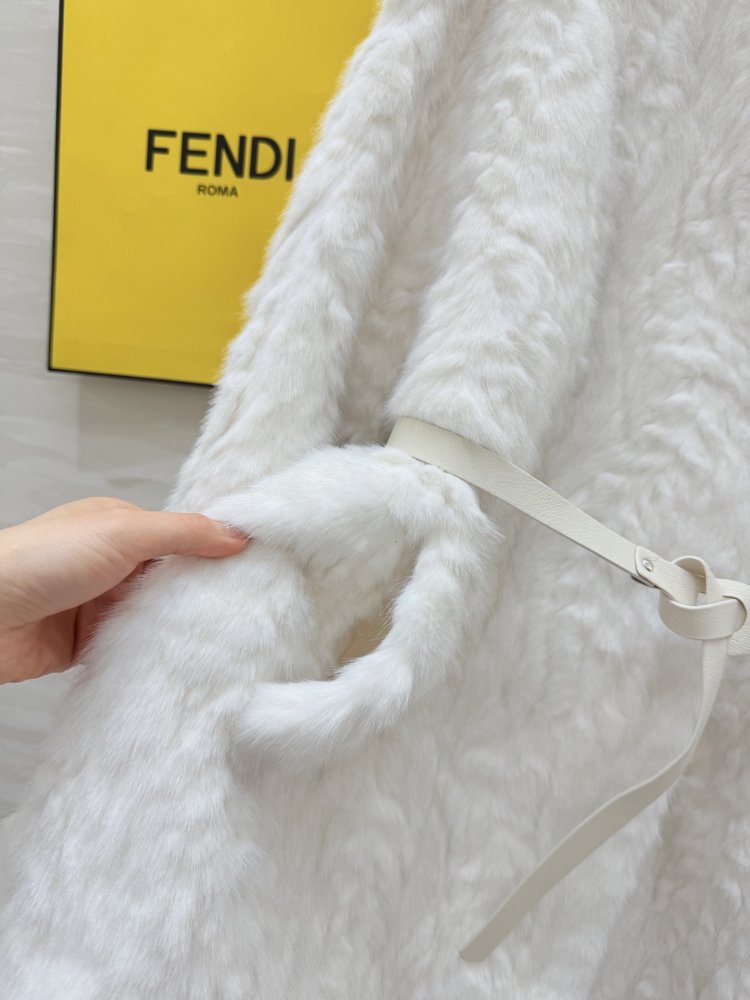 Шуба женская фото 6