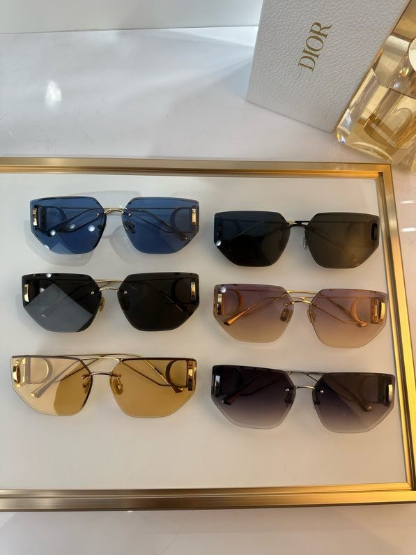 Солнцезащитные очки 30MONTAIGNE B3U фото 9