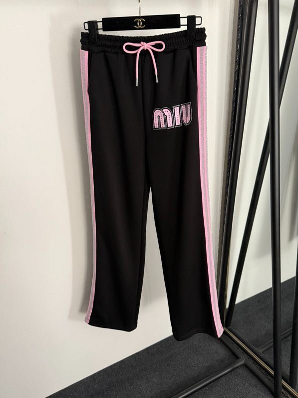 Спортивный костюм женский фото 5