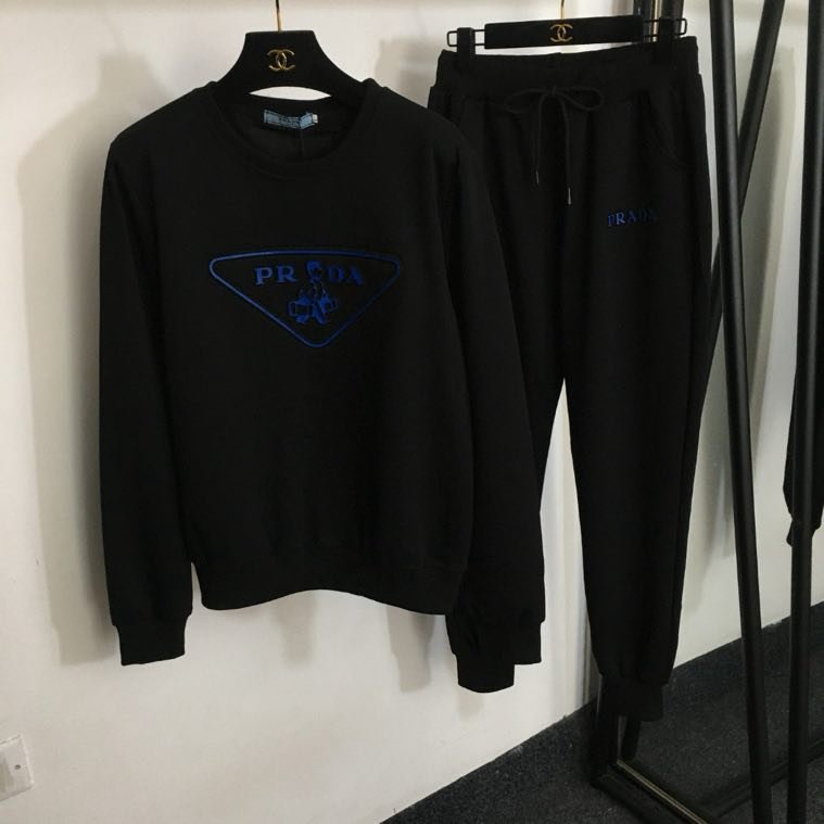 Спортивный костюм женский фото 6