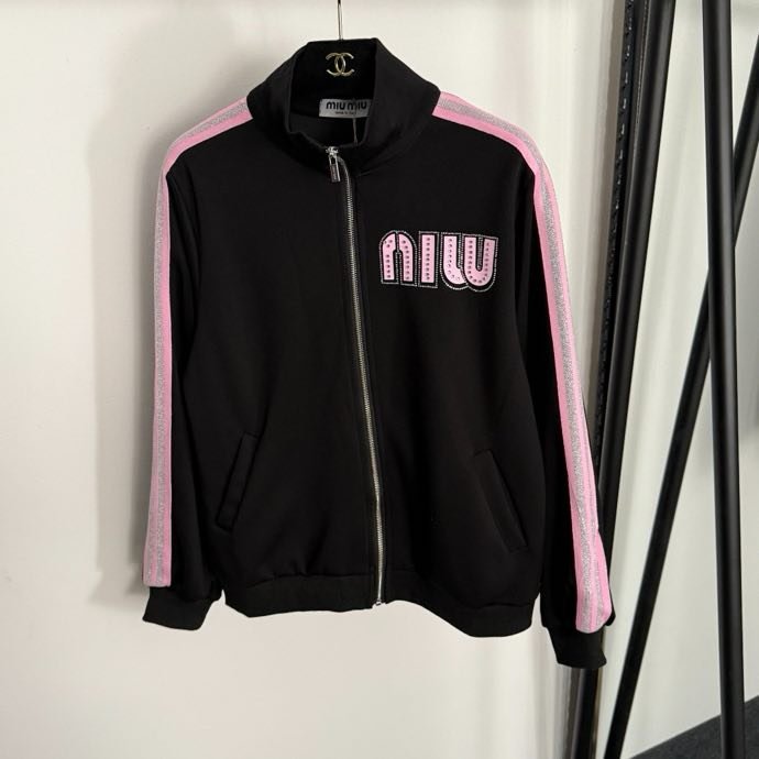 Спортивный костюм женский фото 7