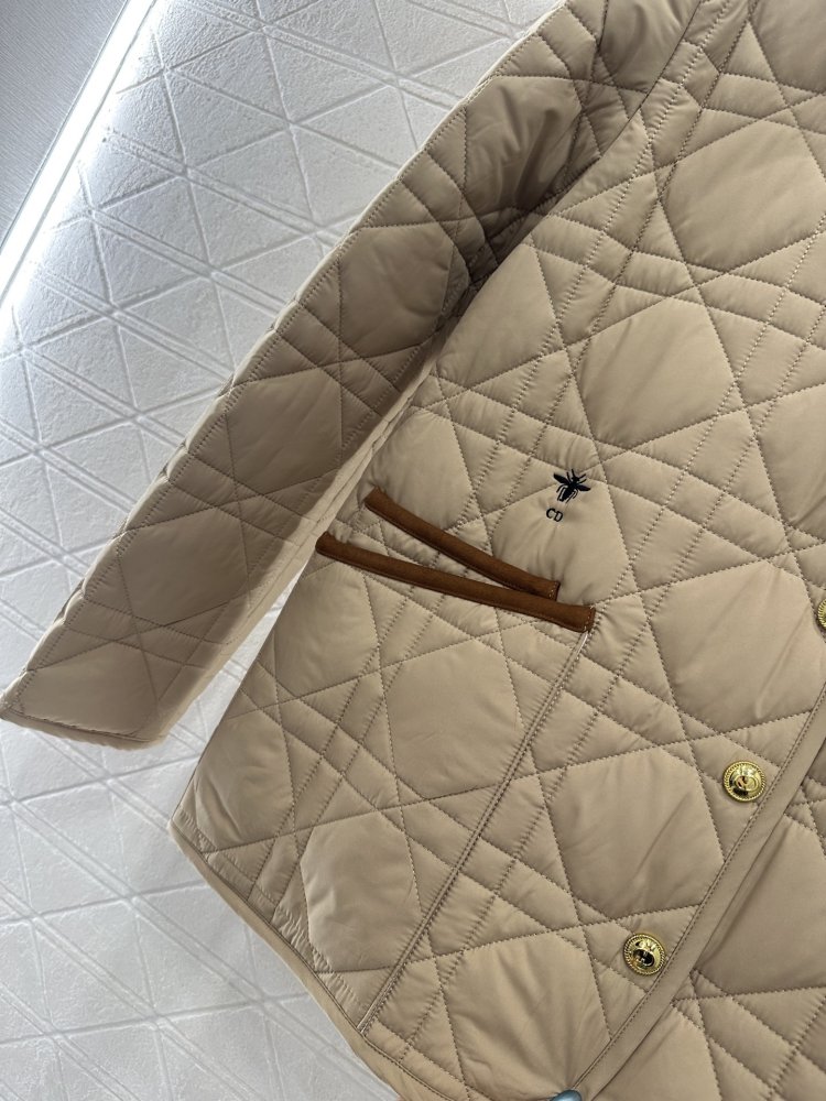 Стеганая куртка жіноча з вельветовым коміром фото 7