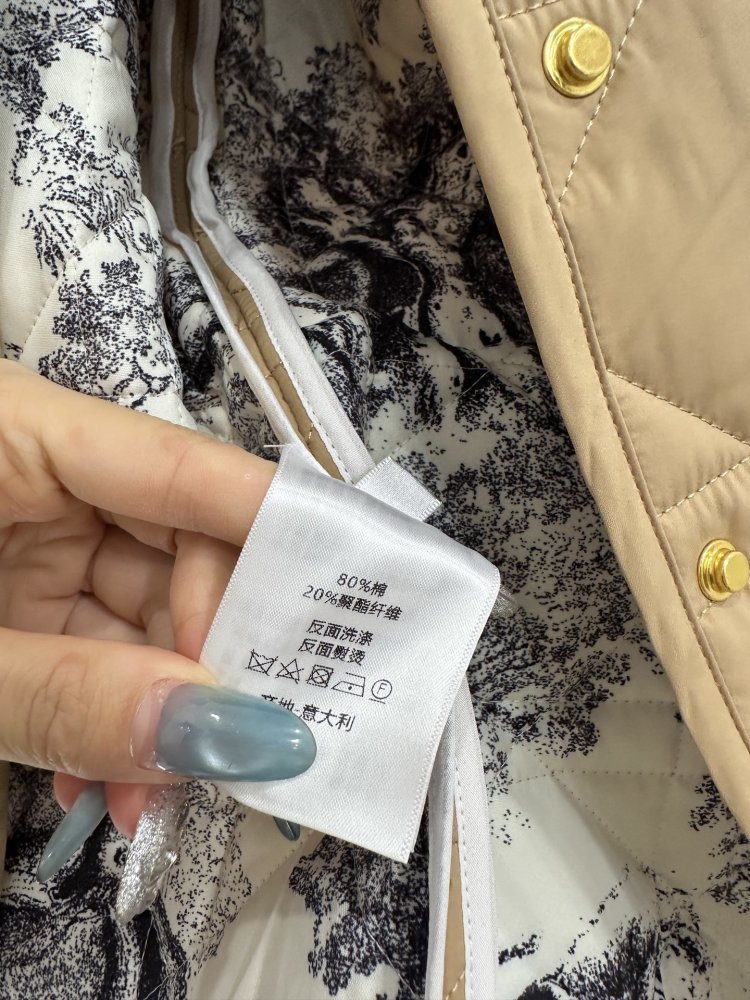 Стеганая куртка жіноча з вельветовым коміром фото 9