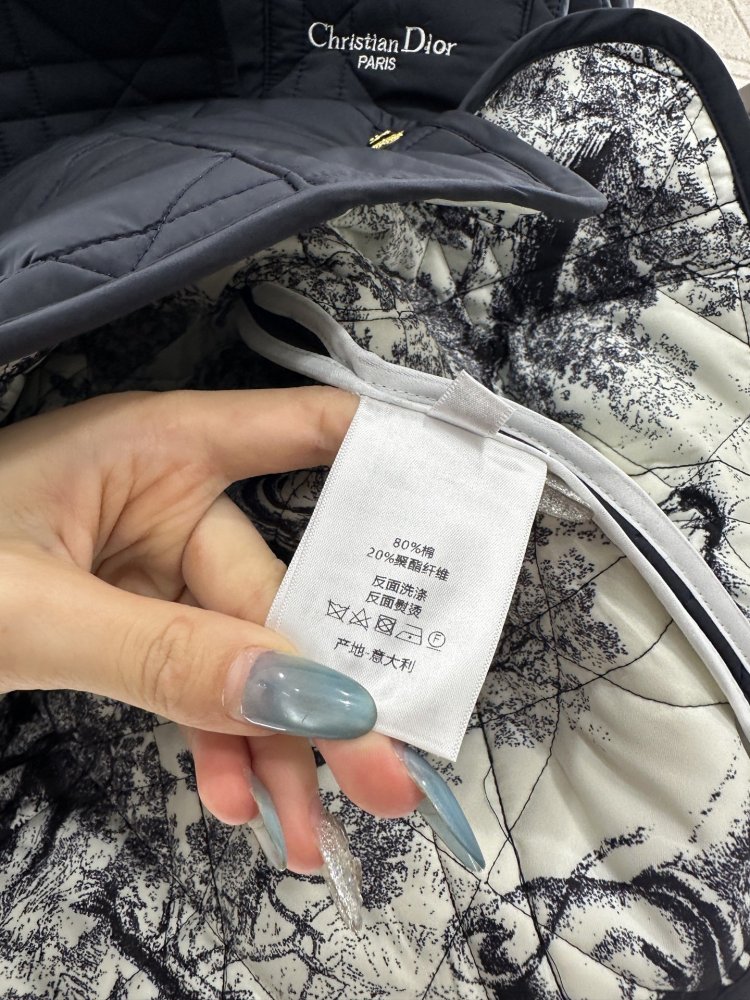 Стеганая куртка жіноча з вельветовым коміром фото 9