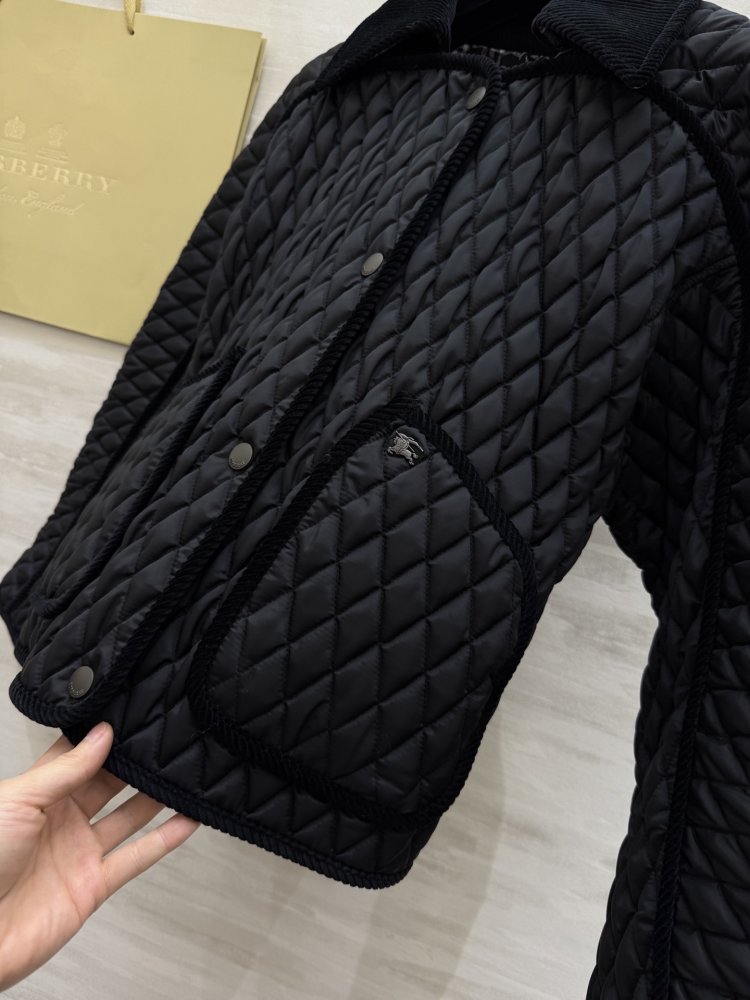 Стеганая куртка женская фото 6