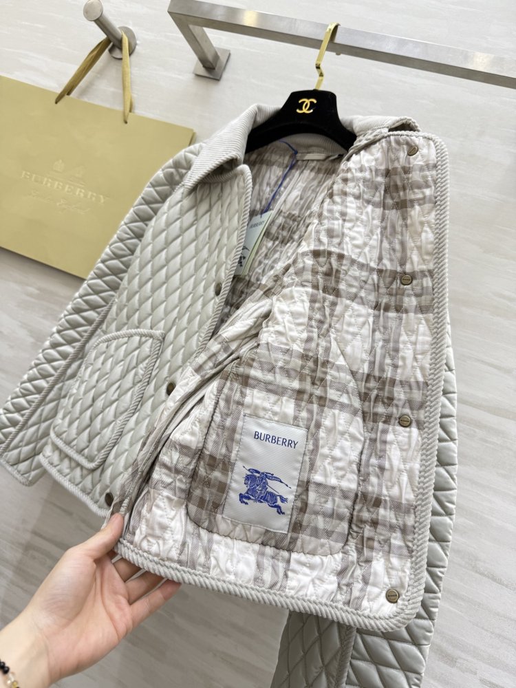 Стеганая куртка женская фото 7