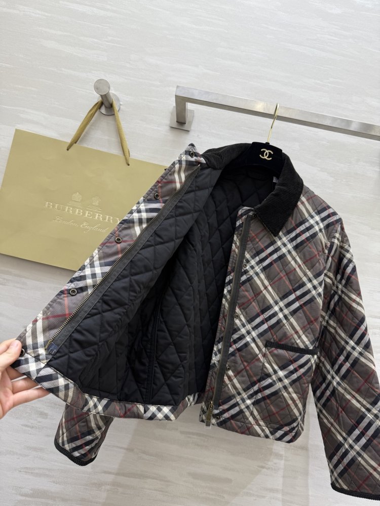 Стеганая куртка женская фото 7