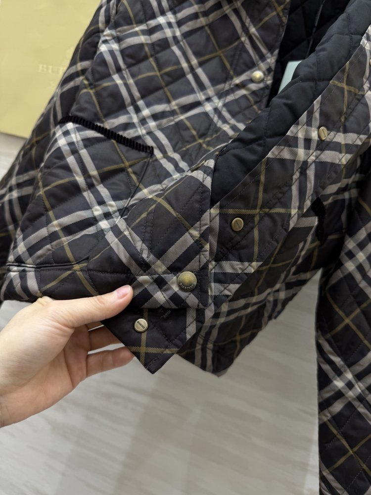 Стеганая куртка женская фото 9