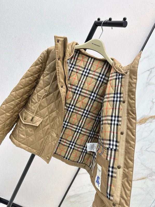 Стьобана пальто з капюшоном в клітку фото 8