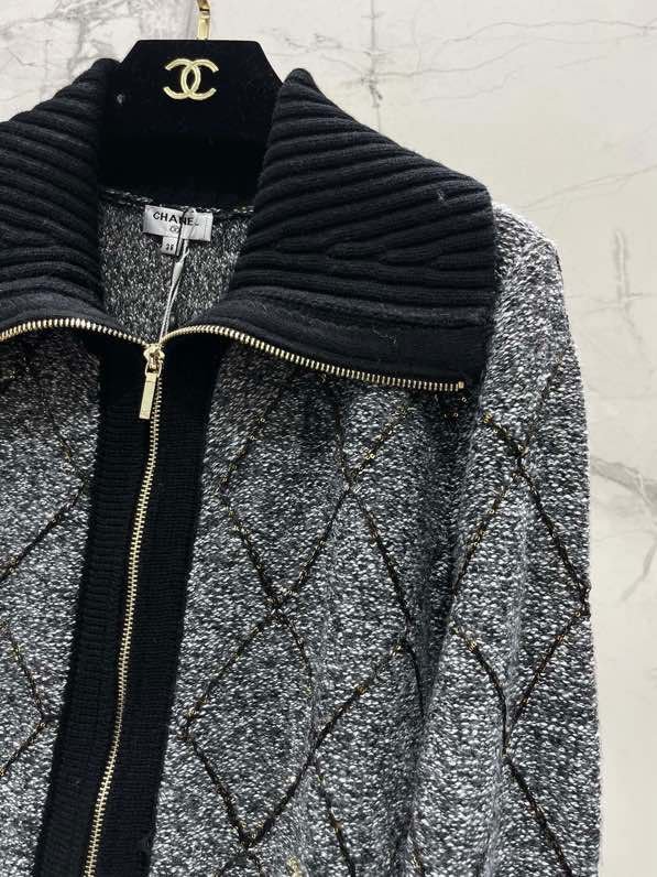 Стеганый трикотажный кардиган на молнии фото 3