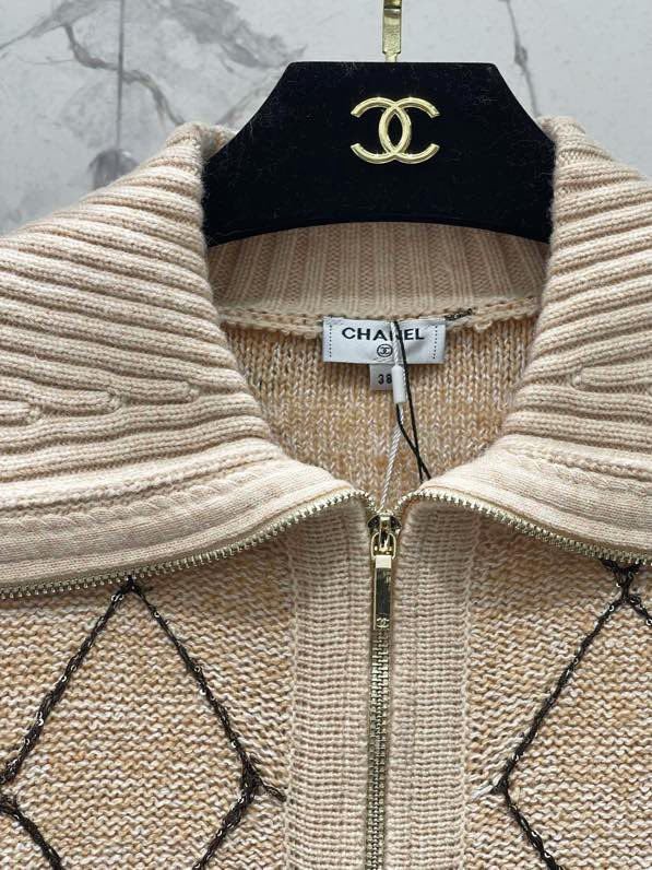 Стеганый трикотажный кардиган на молнии фото 5