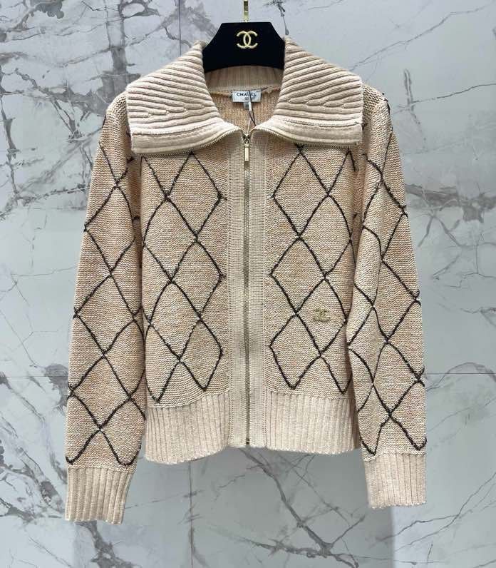 Стеганый трикотажный кардиган на молнии фото 8